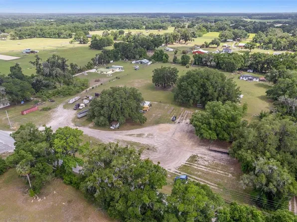 1751 E HIGHWAY 329, CITRA, FL 32113