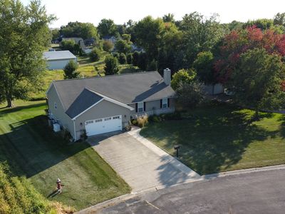 105 Placid Dr, Roanoke, IL, 61561