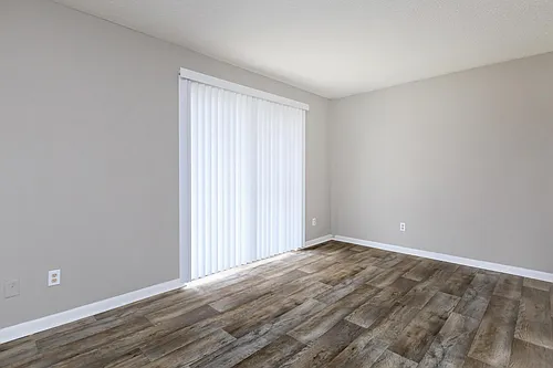 Hickory View Apartments Photo 1