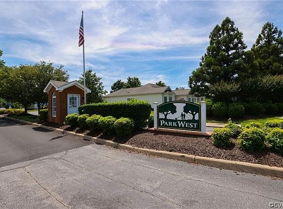 3rd image of 4124 English Holly Cir