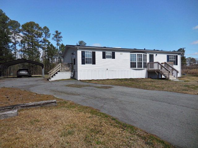 1st image of 122 N Belmont Dr