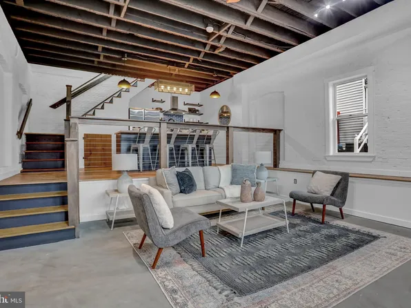 903 W 37th St, Baltimore, MD 21211