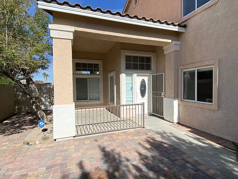 277 Canyon Spirit Dr — Photo 2