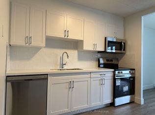 200 Garden St #310, Whitby, ON L1N3W4