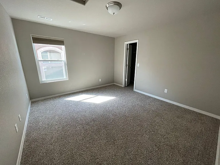 8126 Misty Moon Dr — Photo 16