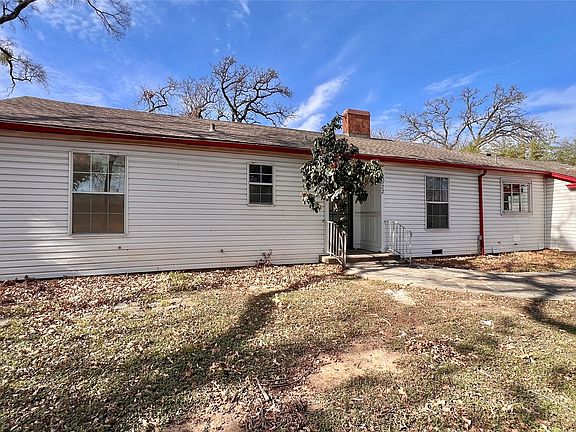 2nd image of 2522 N Hughes Ave