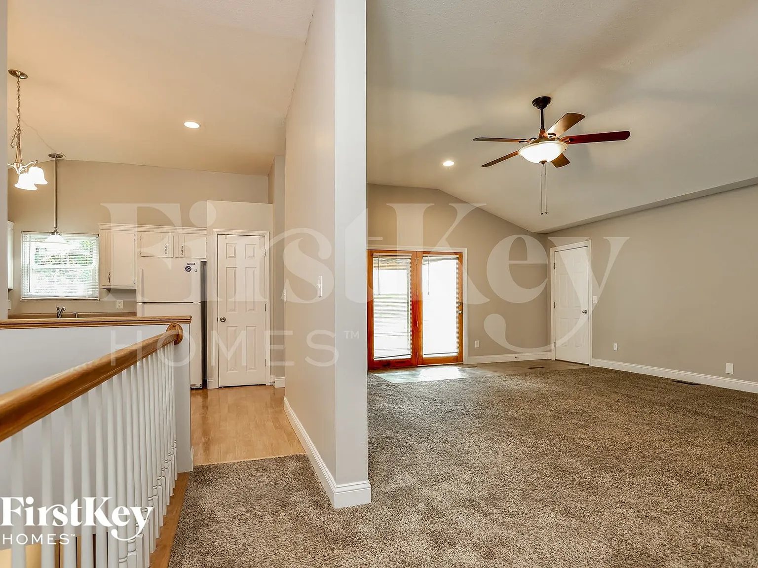 3 bed, 2.0 bath, 1224 sqft, $2,285 — Photo 3