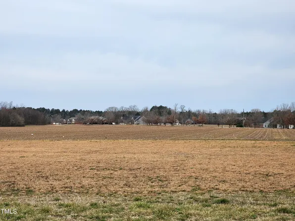 0 Cross Creek Pkwy #4, Roanoke Rapids, NC 27870