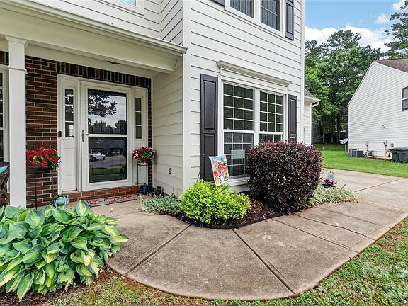 5th image of 7602 Berrywood Cir