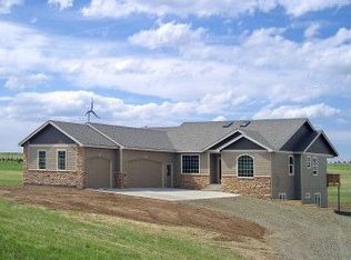 7002 S Milliron Rd, Cheyenne, WY 82009