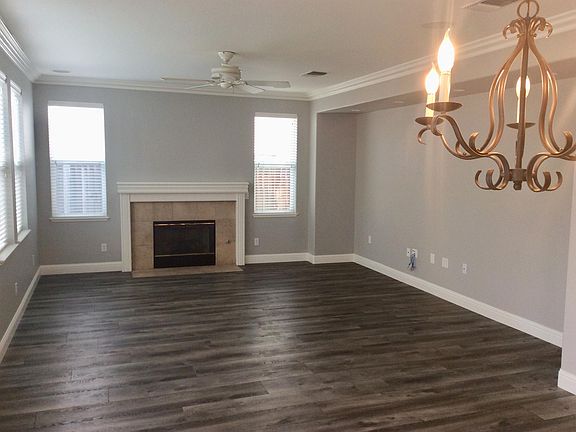 4th image of 1062 Tulloch Dr