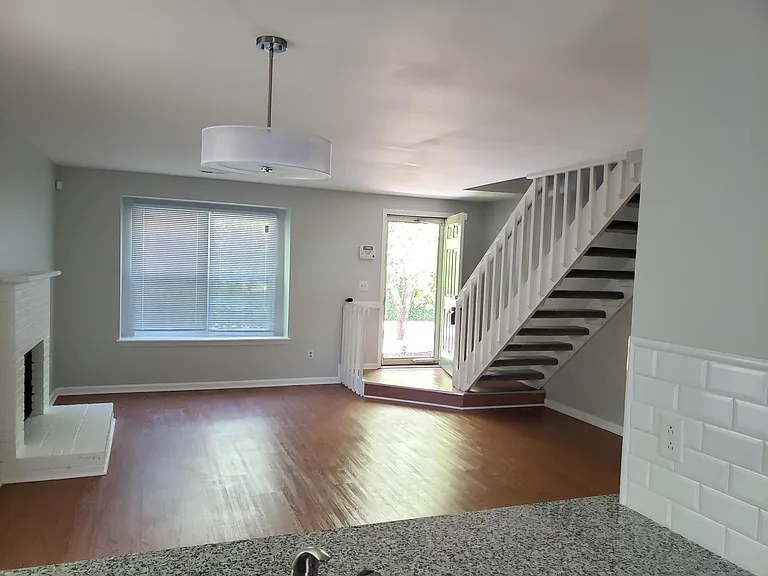 3908 Briarhill Dr — Photo 7