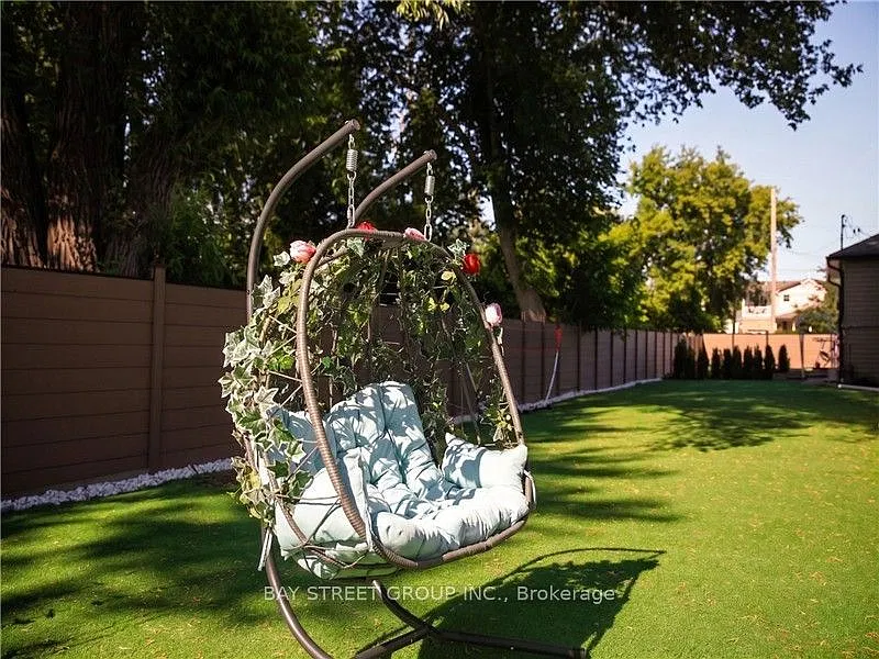 5 bed, $950 — Photo 2