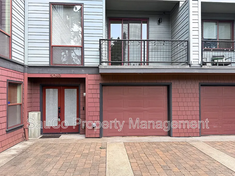 3 bed, 3.5 bath, 1734 sqft, $2,695 — Photo 2
