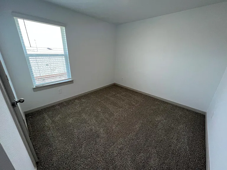 618 Thunder Cloud Dr — Photo 13