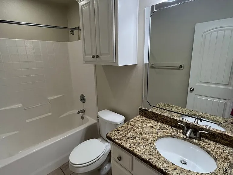 4011 Stonebridge Dr — Photo 9