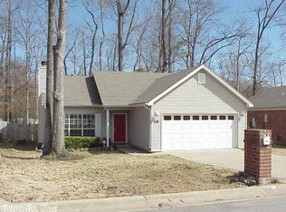 16 Garden Oaks Dr, Maumelle, AR 72113