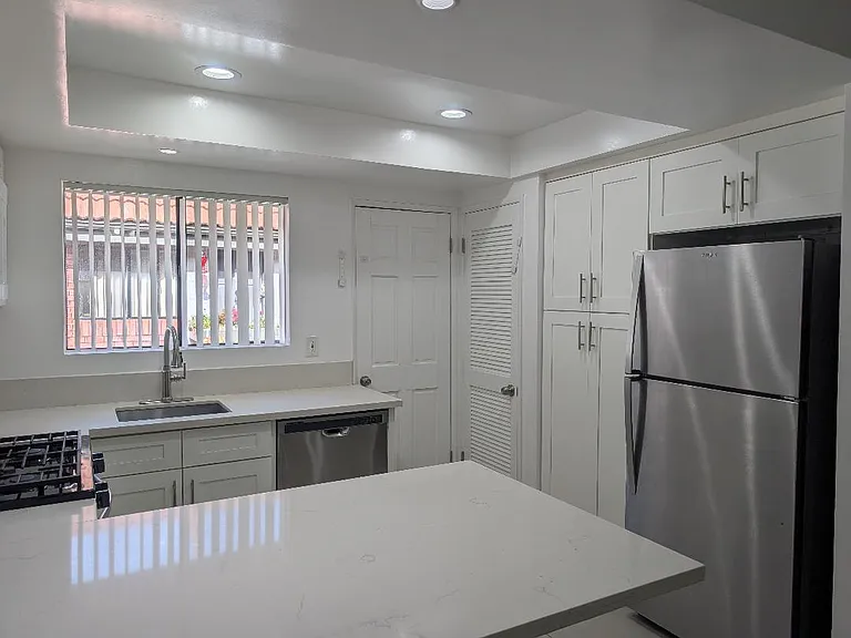 511 E Palmer Ave #14 — Photo 5