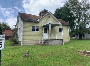 10 Mill St, Rivesville, WV 26588