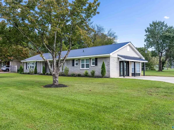 5017 Webb Ave, Guntersville, AL 35976