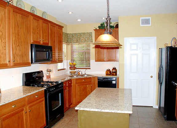 5th image of 2107 Blue Water Bay Dr