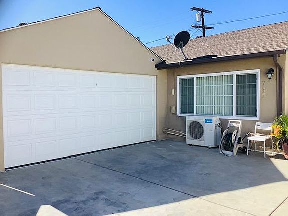 2nd image of 7525 Eton Ave #7527