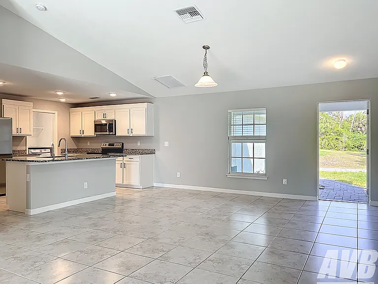 5248 Bond Rd — Photo 22
