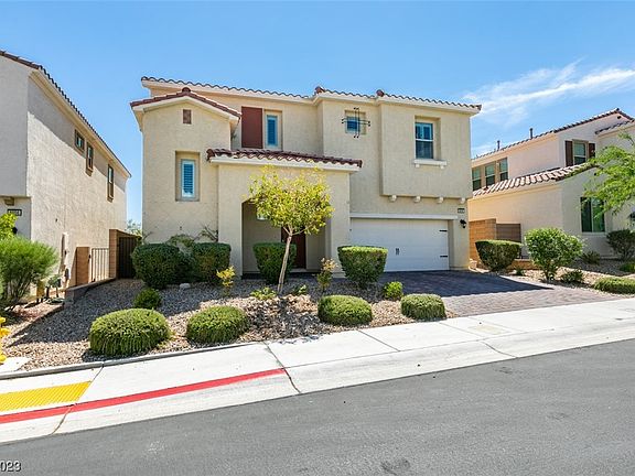 3rd image of 8048 Calico Mesa St