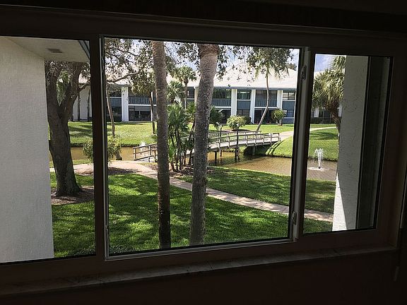 4th image of 175 SE Saint Lucie Blvd APT B74