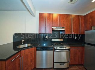 21-29 31st Ave #2R, Astoria, NY 11102