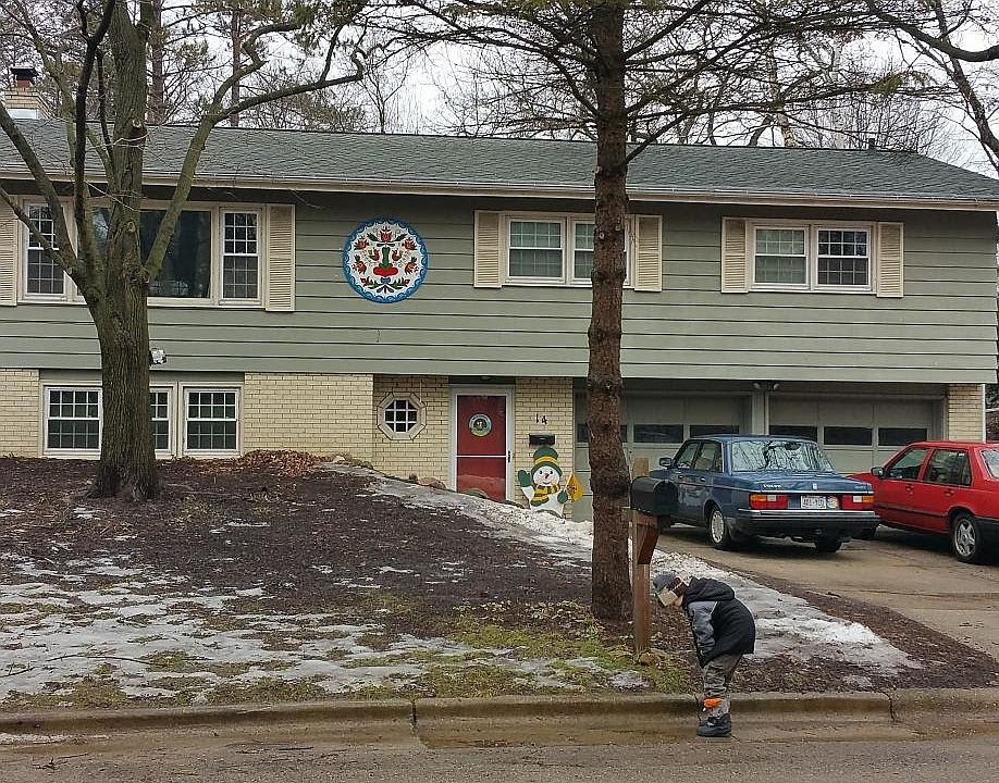 1st image of 14 N Kenosha Dr
