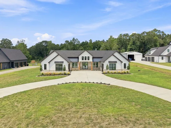 70 Quiet Springs Trl, Willis, TX 77378