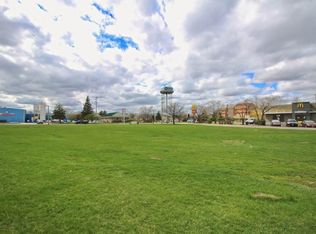 127 South Blackhawk Boulevard, South Beloit, IL 61080