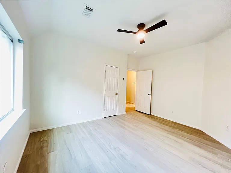 2606 Atwood Glen Ln — Photo 36
