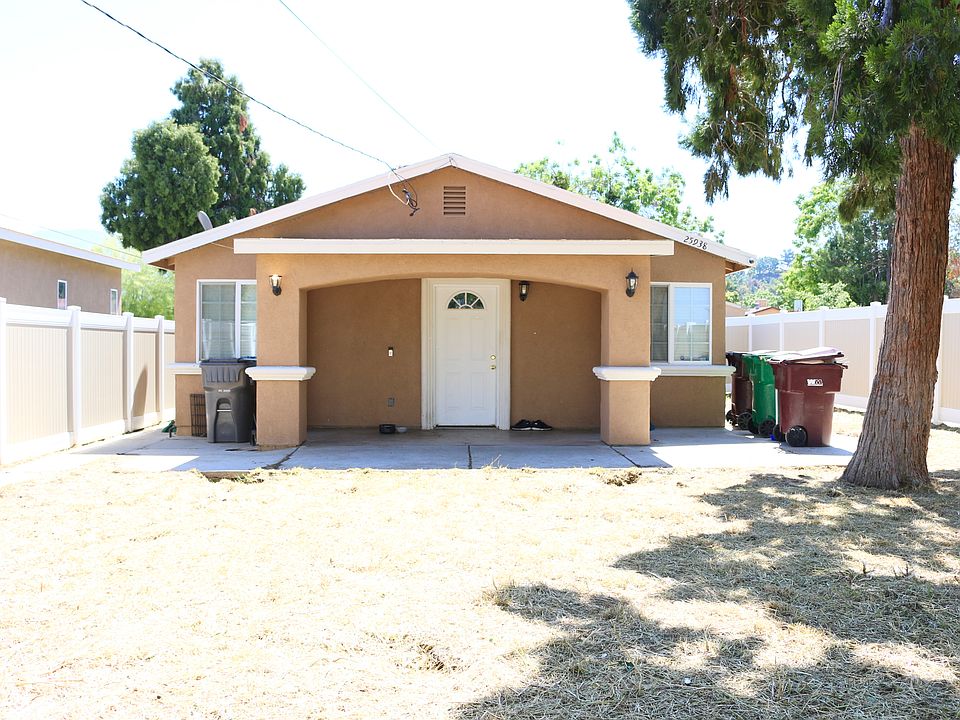 1st image of 25938 Fairview Ave