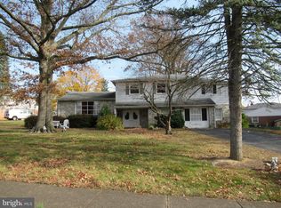 3531 Chimney Swift Dr, Huntingdon Valley, PA 19006
