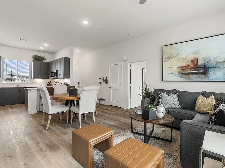 Avilla Rio Oaks — Photo 14