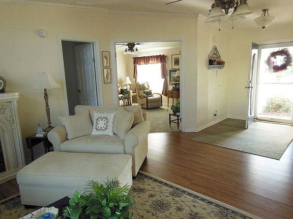5th image of 4718 Crestwicke Dr