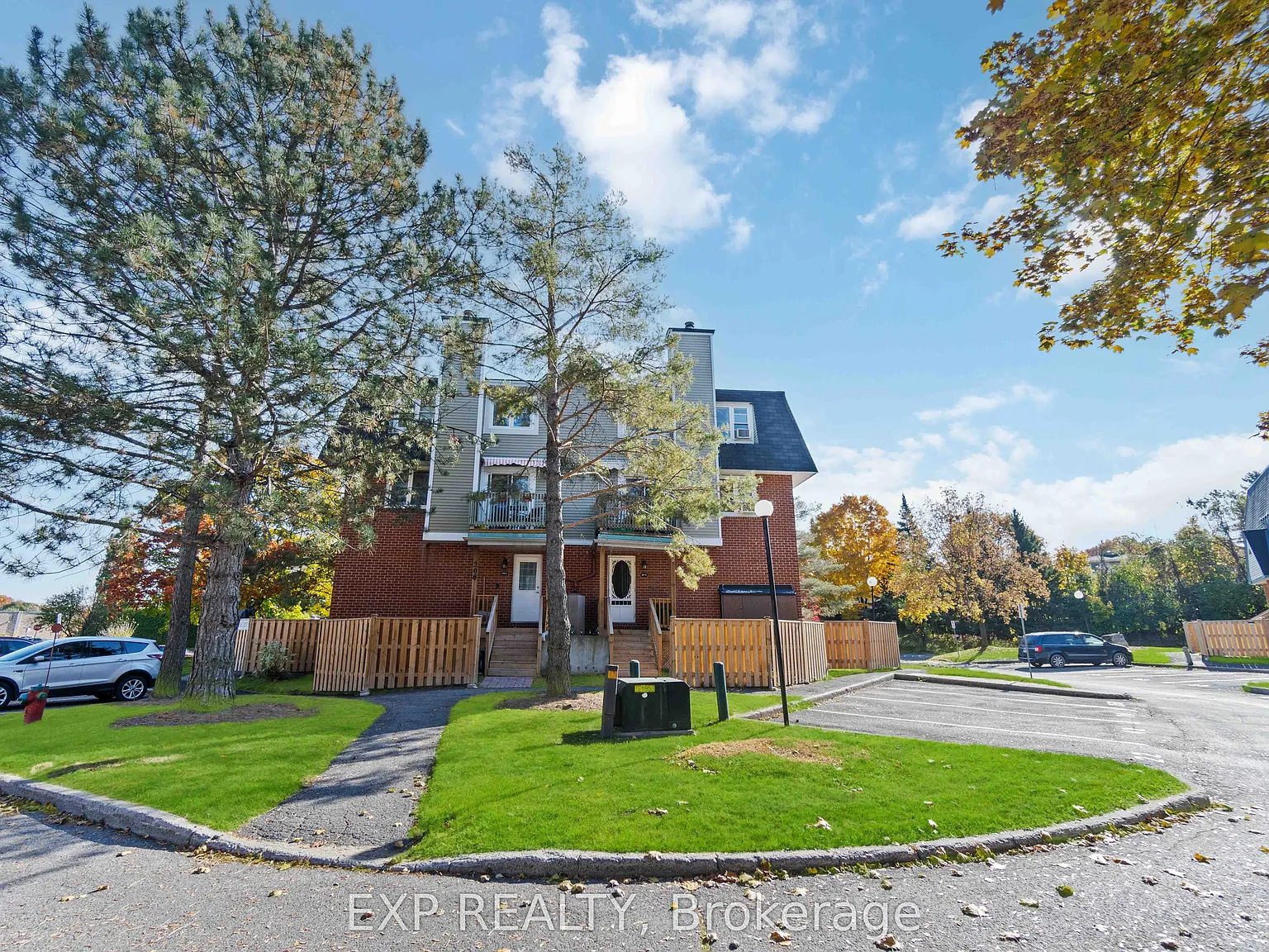 2 bed, $2,350 — Photo 2