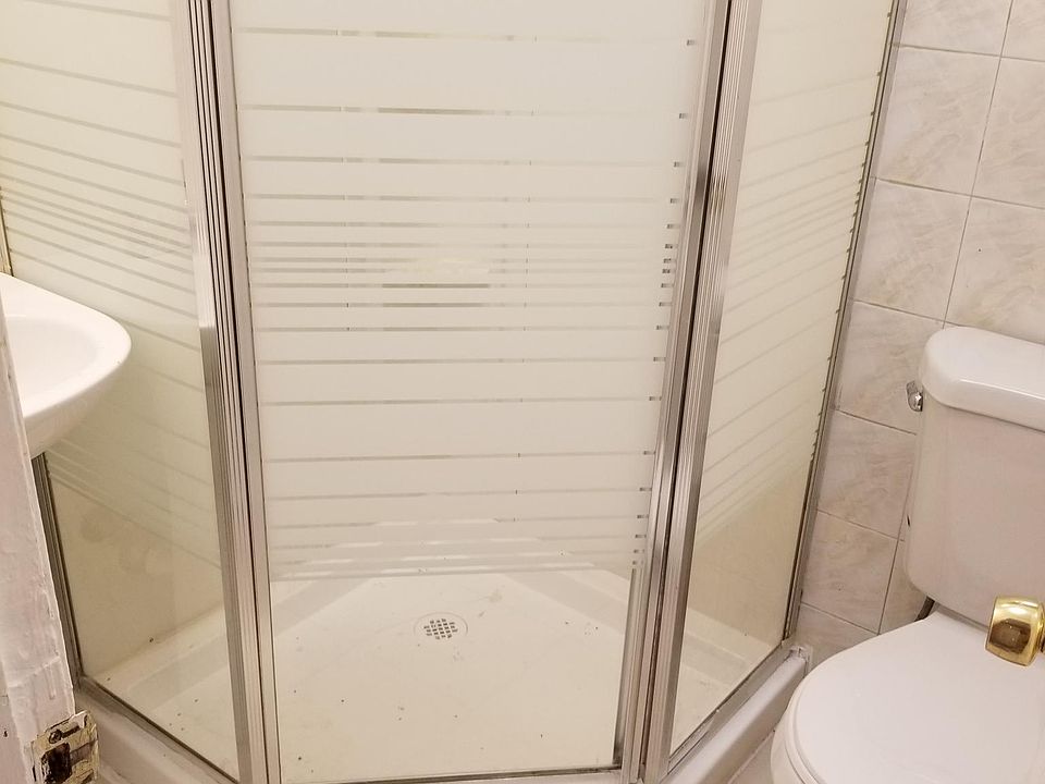 1st image of 1438 E 86th St Floor 1