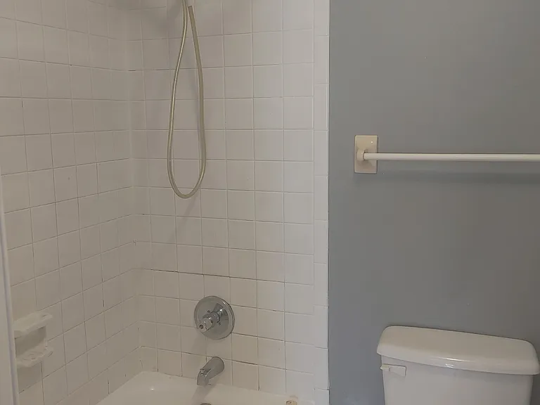 5065 Belle Isle Dr — Photo 9