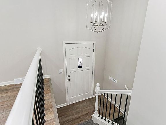 3rd image of 5521 Wallace Ave