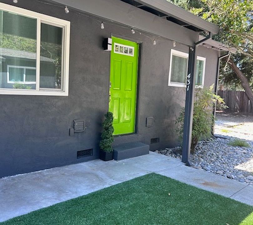 1st image of 431 Walnut Ave