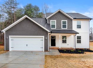 106 Rushing Water Ln, Troutman, NC 28166