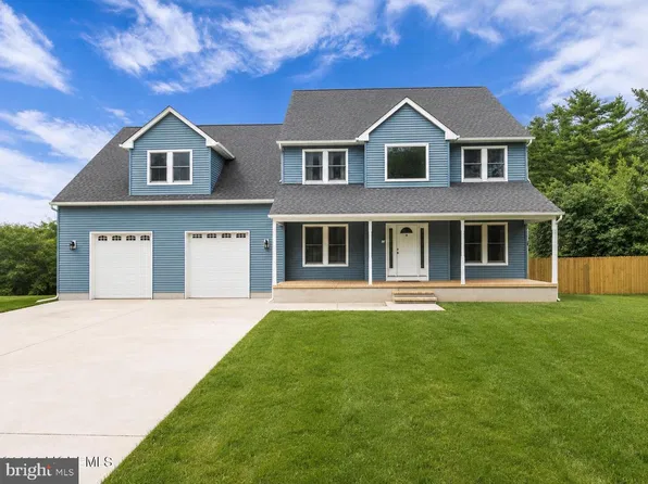 56 Walnut St, Little Egg Harbor, NJ 08087