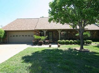 701 S Poplar Ave, Broken Arrow, OK 74012