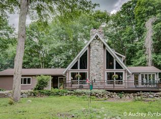 6725 S Sleeper Ave, Fremont, MI 49412