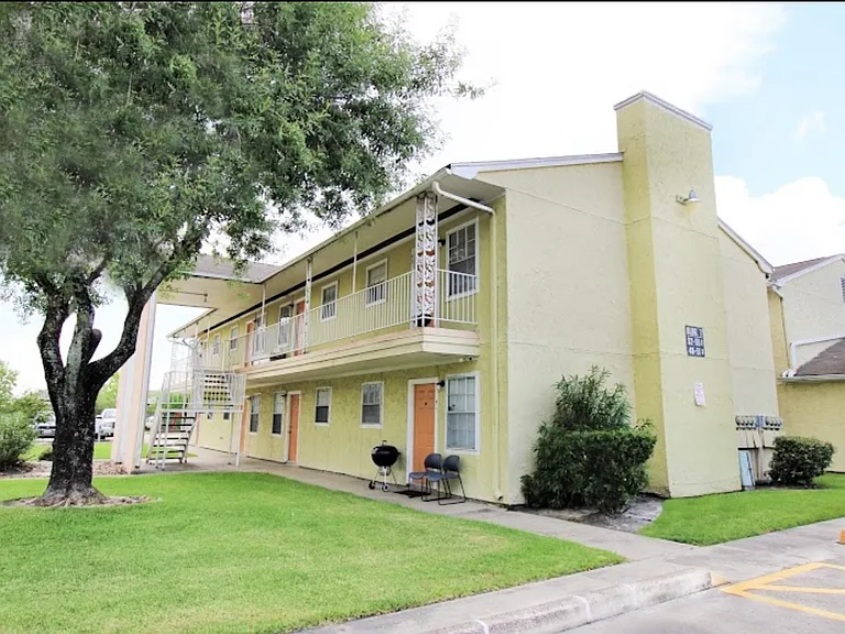 Casa de Grande Apartments — Photo 1