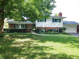122 E Cragmont Dr, Indianapolis, IN 46227