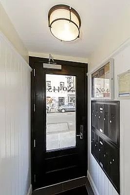 4th image of 441 E 9th St APT 2